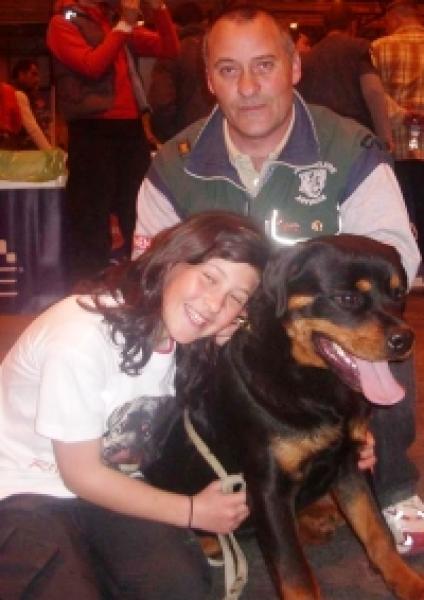 Cómo criamos a nuestros Rottweilers Rottweiler. Cómo criamos a nuestros Rottweilers Rottweiler.