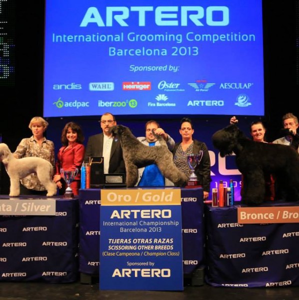 Historia de Super Menta. Mi amito ganando conmigo en Concurso de Peluqueria