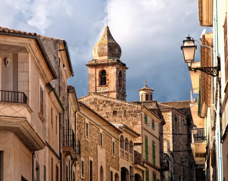 Condenan a un criador que mantenía a 135 perros en pésimas condiciones de vida.