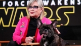 Carrie Fisher con inseparable perro Gary | seestrena.com